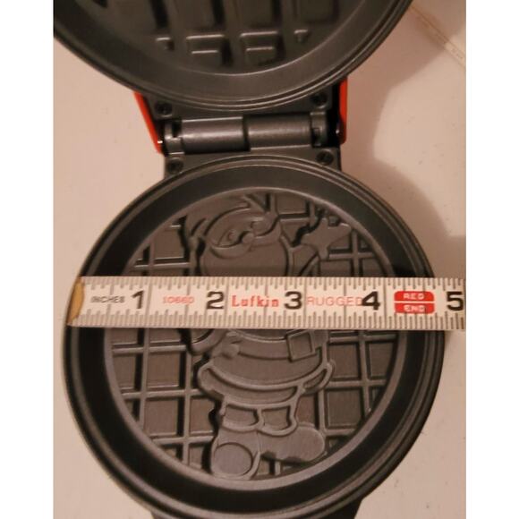 Nostalgia MyMini Santa Claus Holiday Waffle Maker - Picture 4 of 6